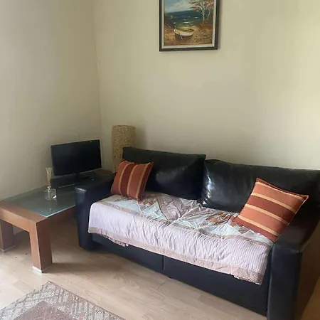 Lejlighed Ground Floor, 2-bed