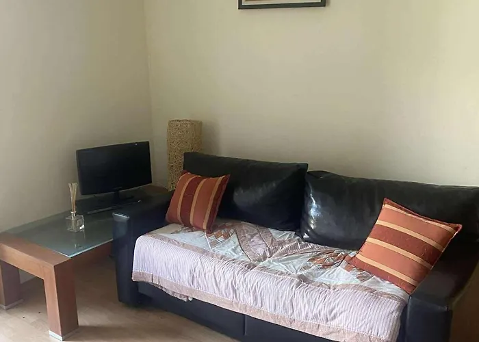 아파트 Ground Floor, 2-bed